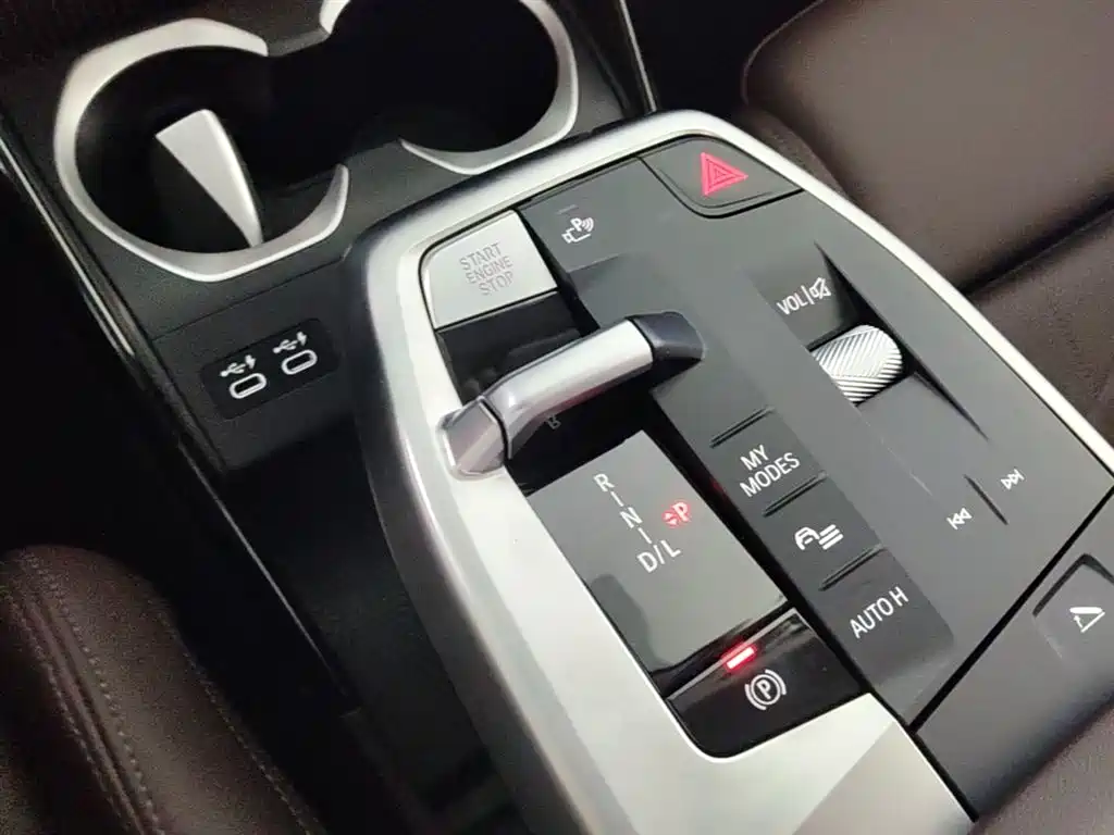 BMW X2 2025 — фото 21