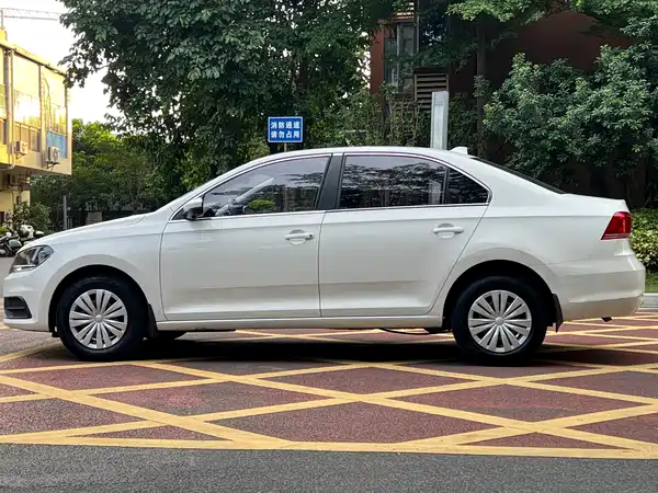 Volkswagen Santana 2016