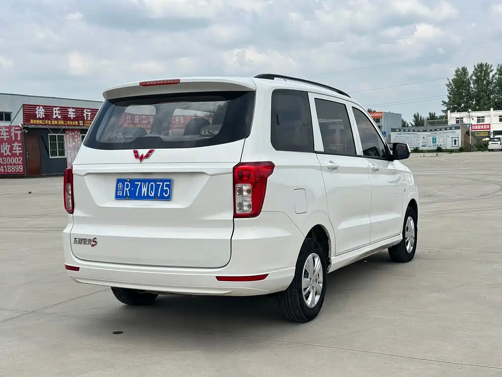 Wuling Hongguang 2022 — фото 11