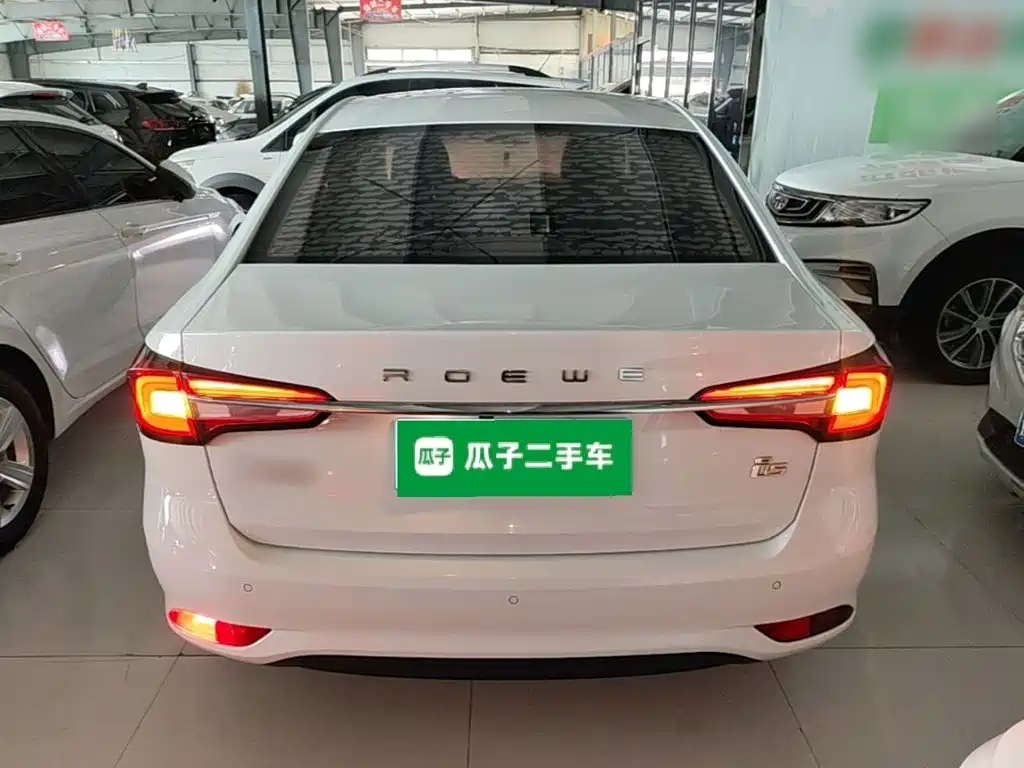 Roewe i5 2019