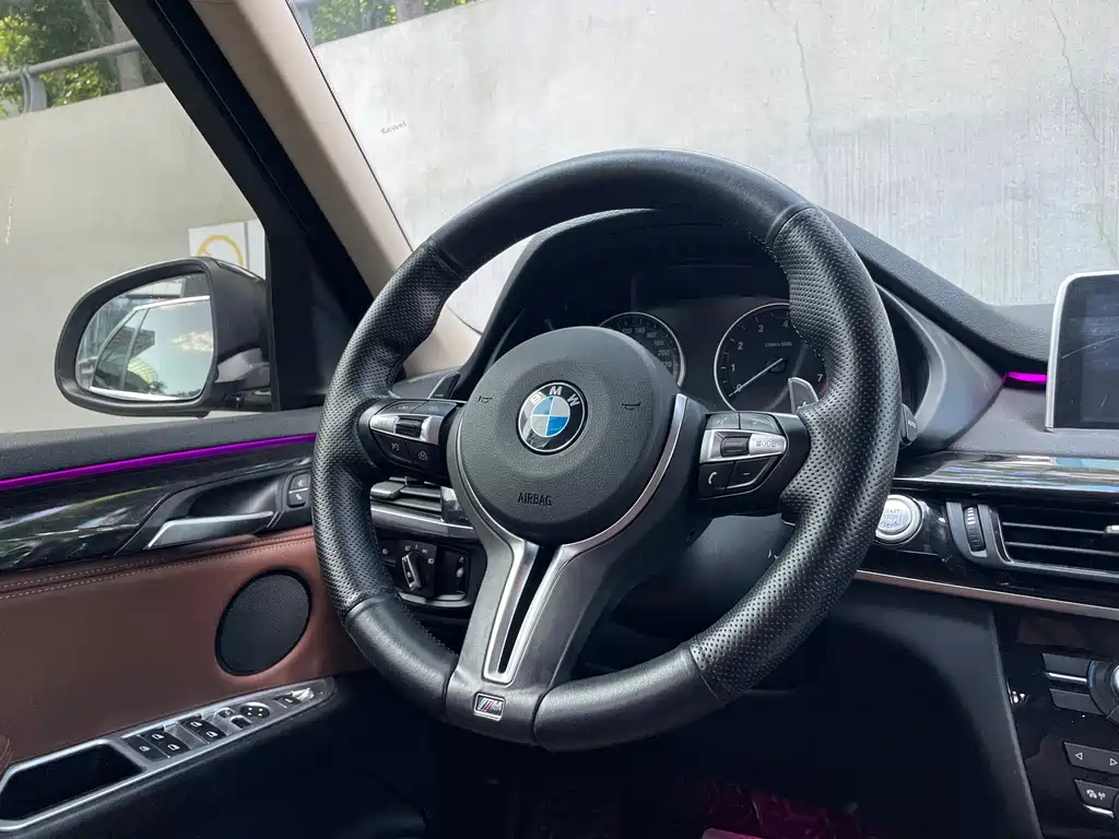 BMW X5 2019 — фото 11