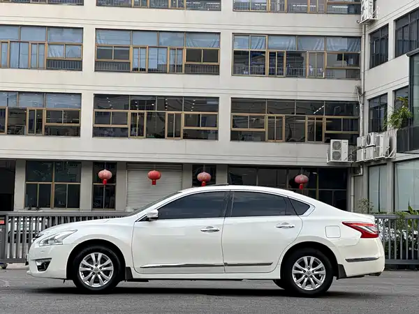 Nissan Teana 2014