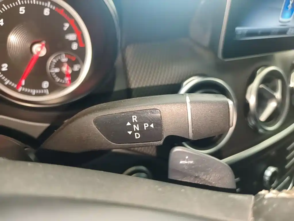 Mercedes-Benz GLA 2018 — фото 14