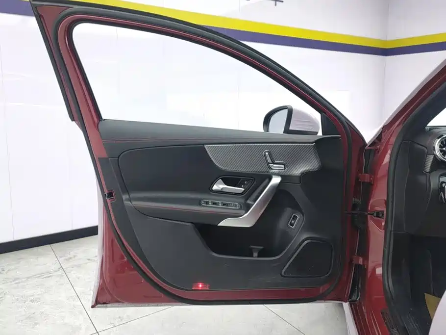 Mercedes-Benz A-Class 2023