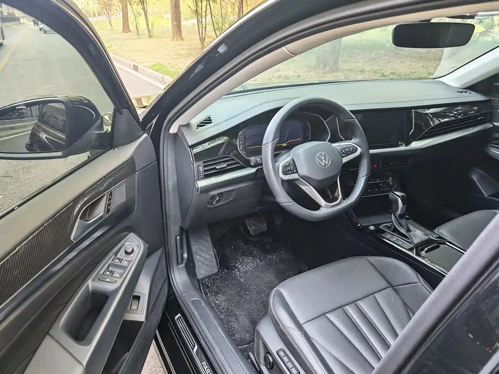 Volkswagen Passat 2025
