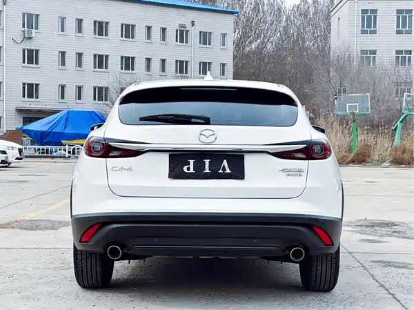 Mazda CX-4 2023