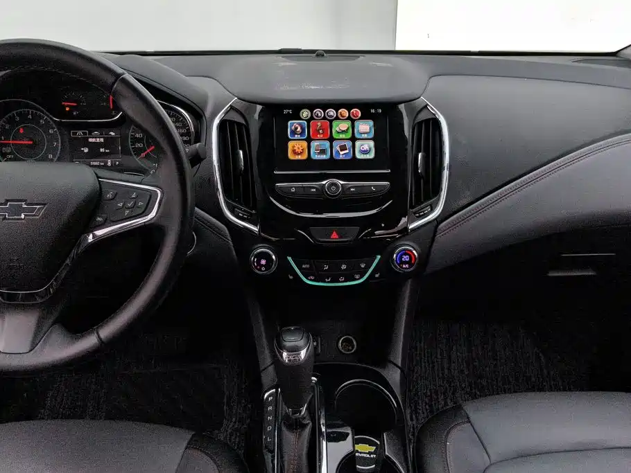 Chevrolet Cruze 2019 — фото 13
