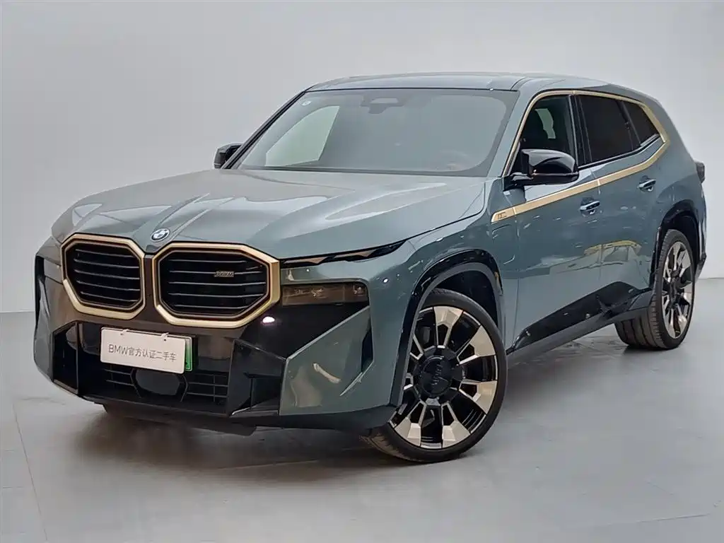 BMW XM 2024 — фото 1