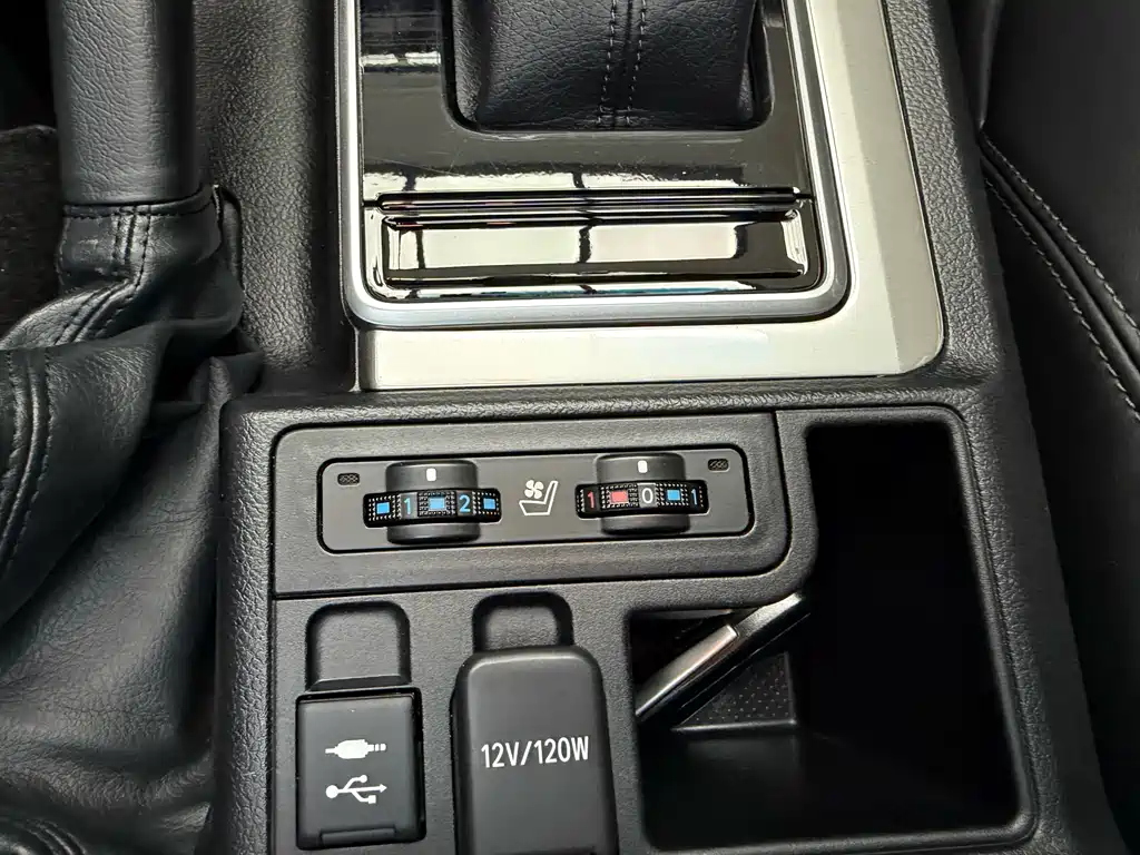 Toyota Prado 2020 — фото 24