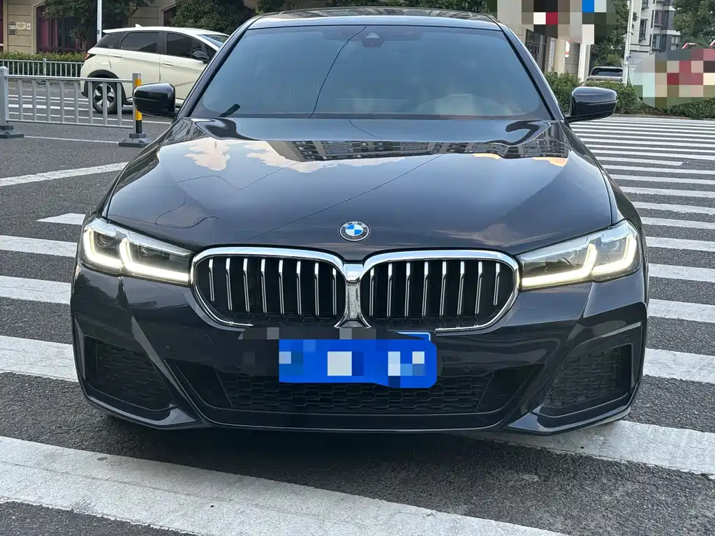 BMW 5 Series 2023