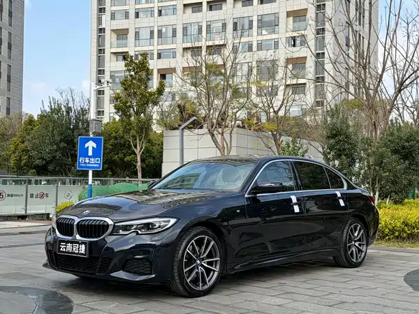 BMW 3 Series 2022