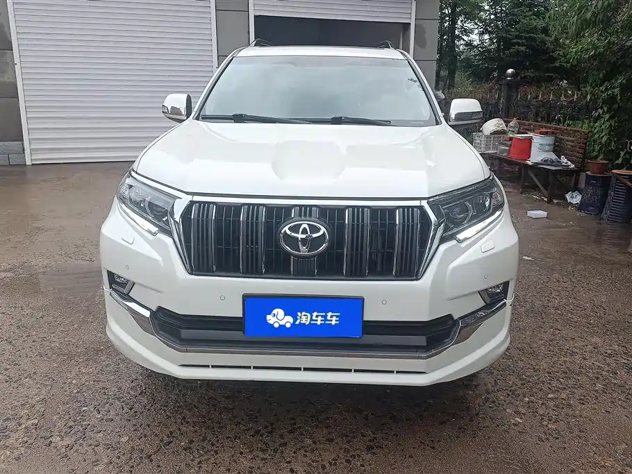 Toyota Prado 2019 — фото 2