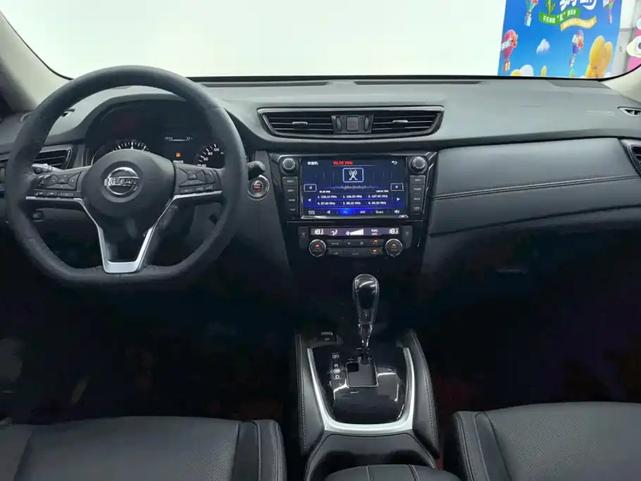 Nissan X-Trail 2018 — фото 12