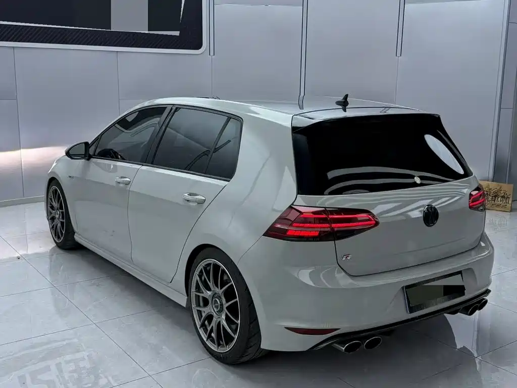 Volkswagen Golf 2015