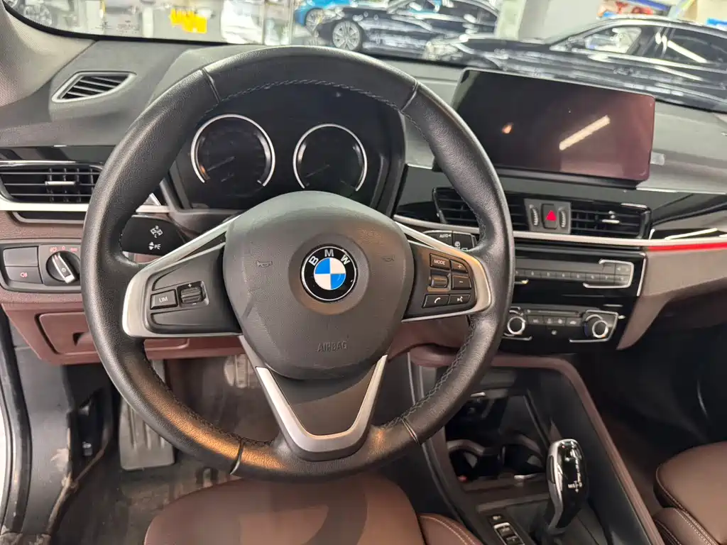 BMW X1 2022 — фото 16