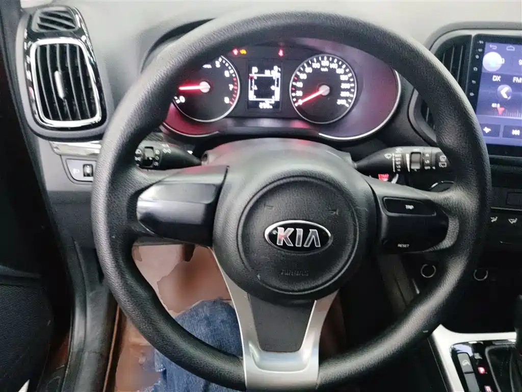 Kia KX3 2015 — фото 7