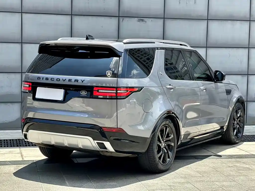 Land Rover Discovery 2021 — фото 10