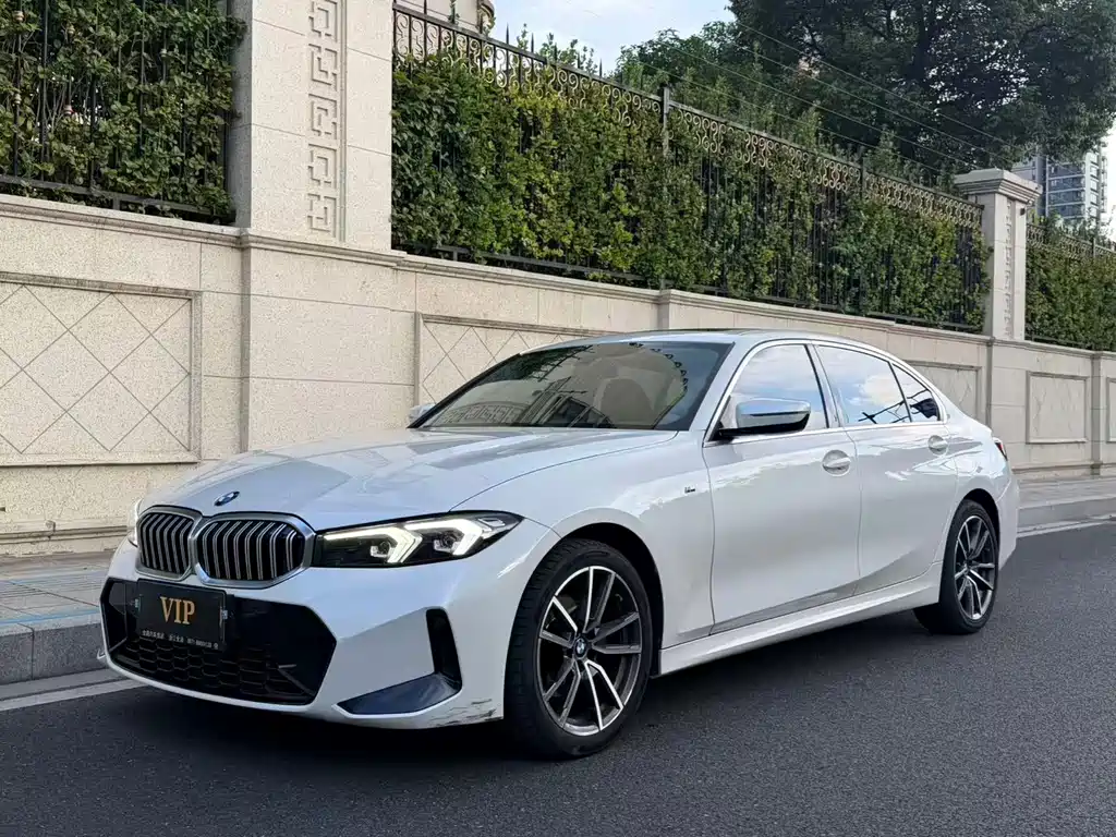 BMW 3 Series 2024