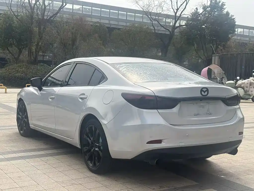 Mazda Atenza 2018 — фото 4