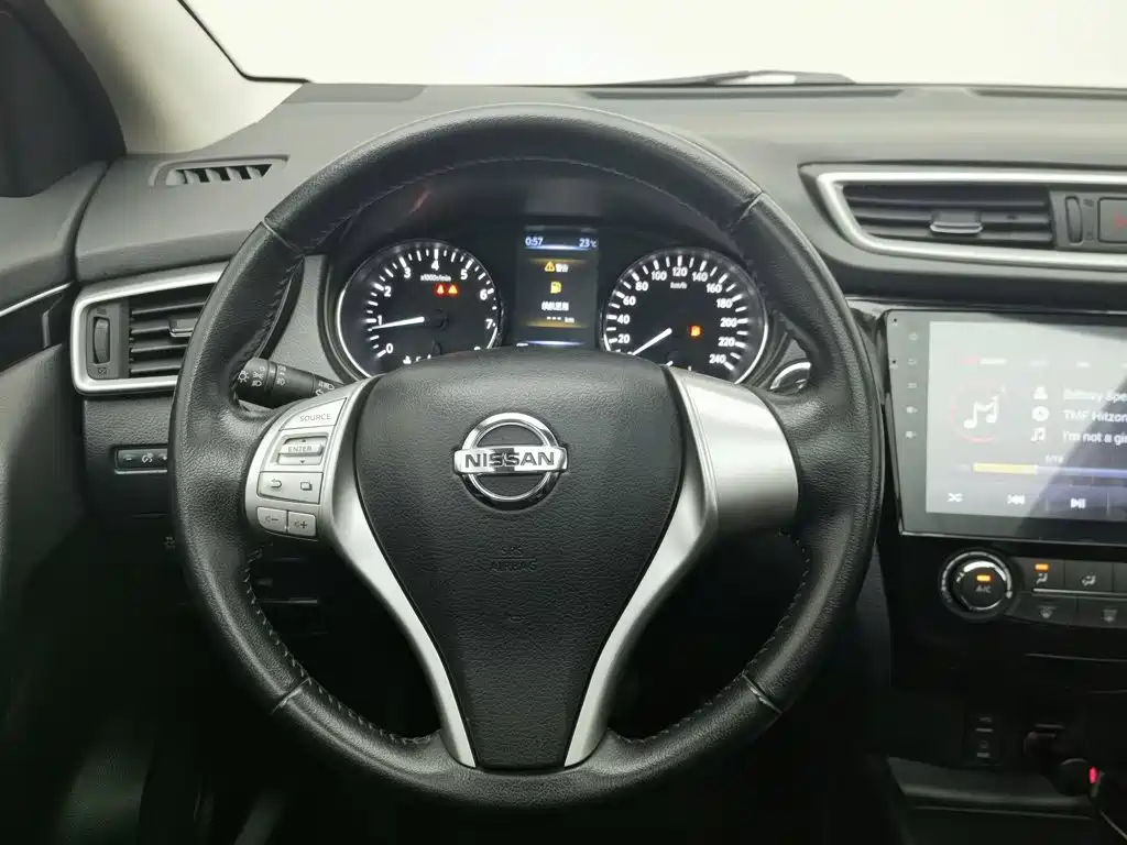 Nissan Qashqai 2016 — фото 11