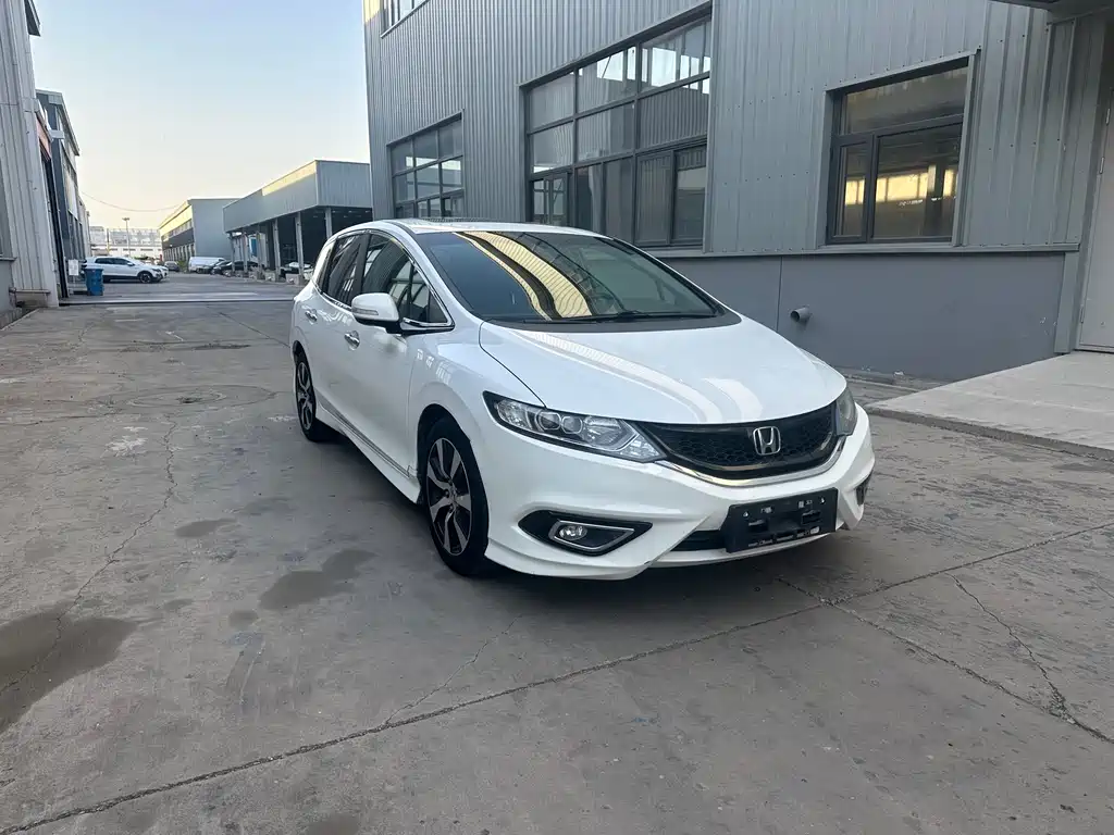 Honda Jade 2016 — фото 3