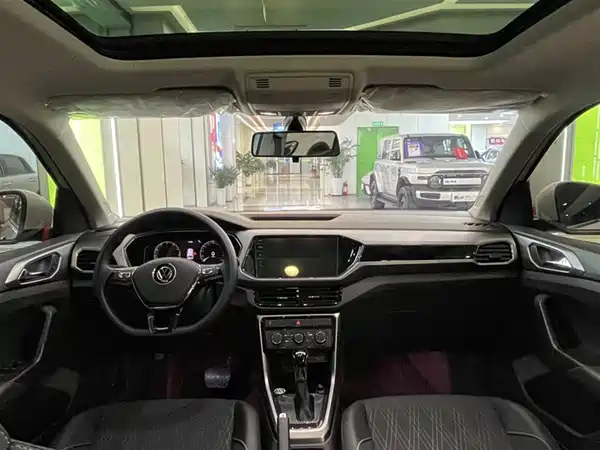 Volkswagen T-Cross 2023
