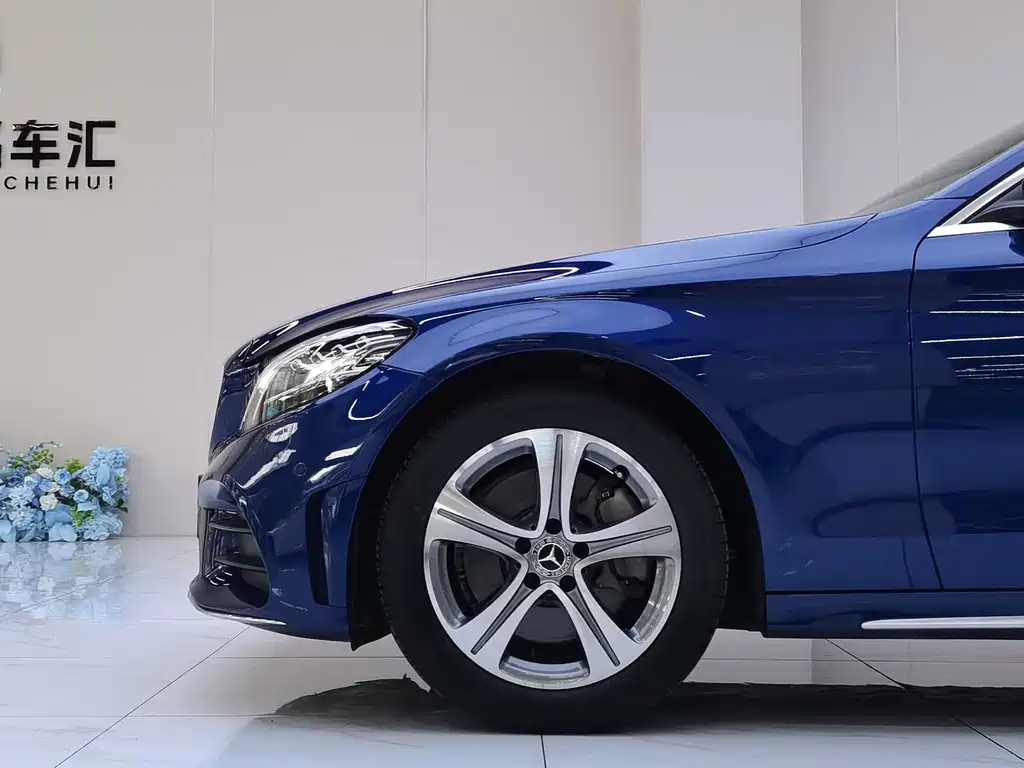 Mercedes-Benz C-Class 2019 — фото 23