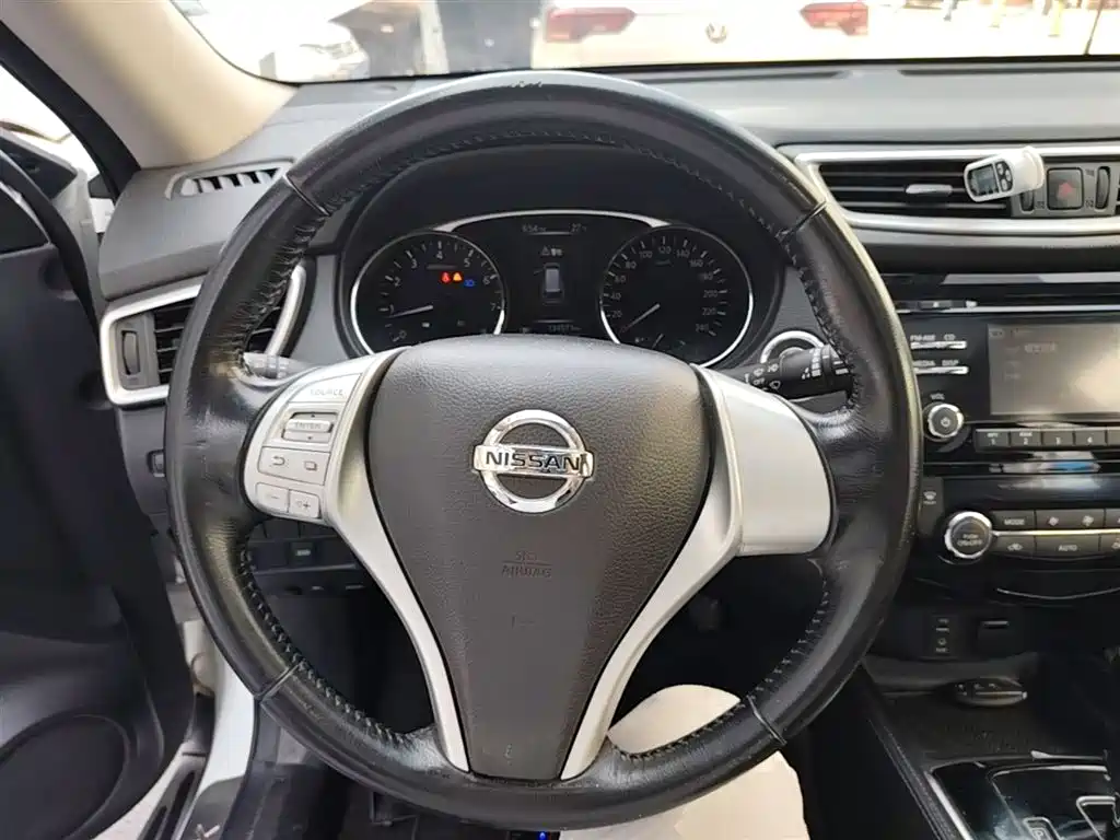 Nissan X-Trail 2016 — фото 11