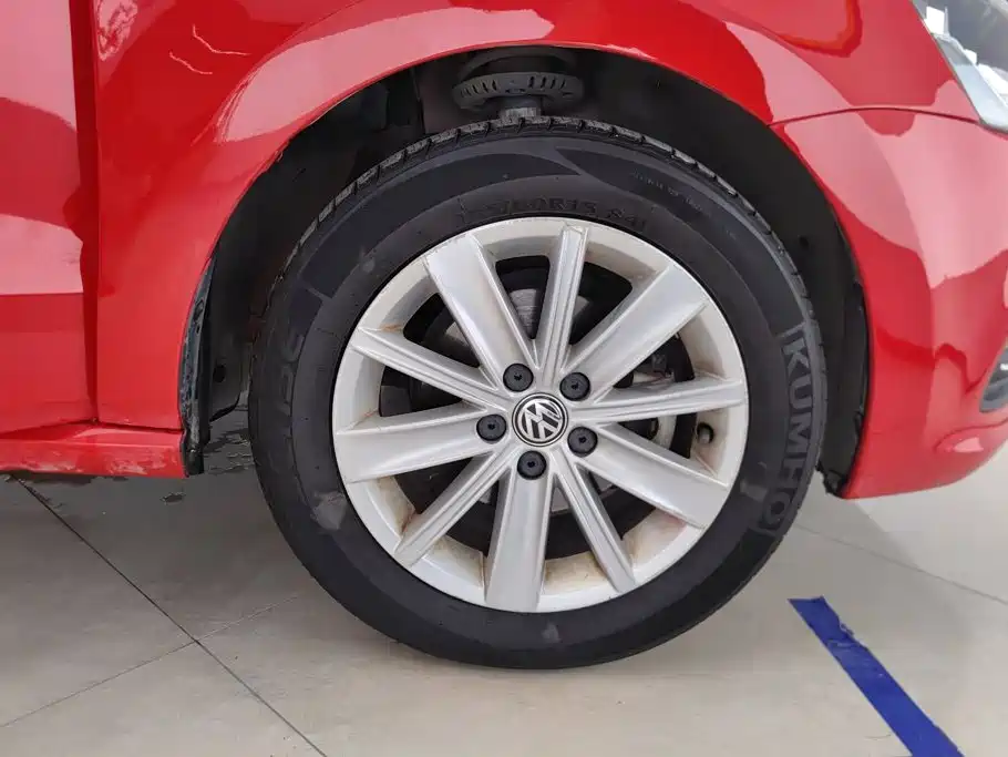 Volkswagen Polo 2014