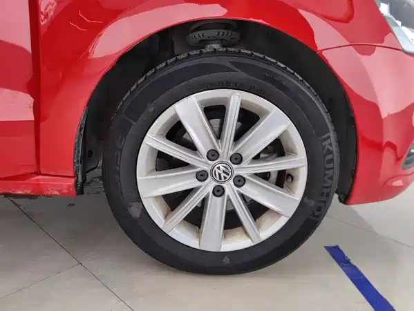 Volkswagen Polo 2014