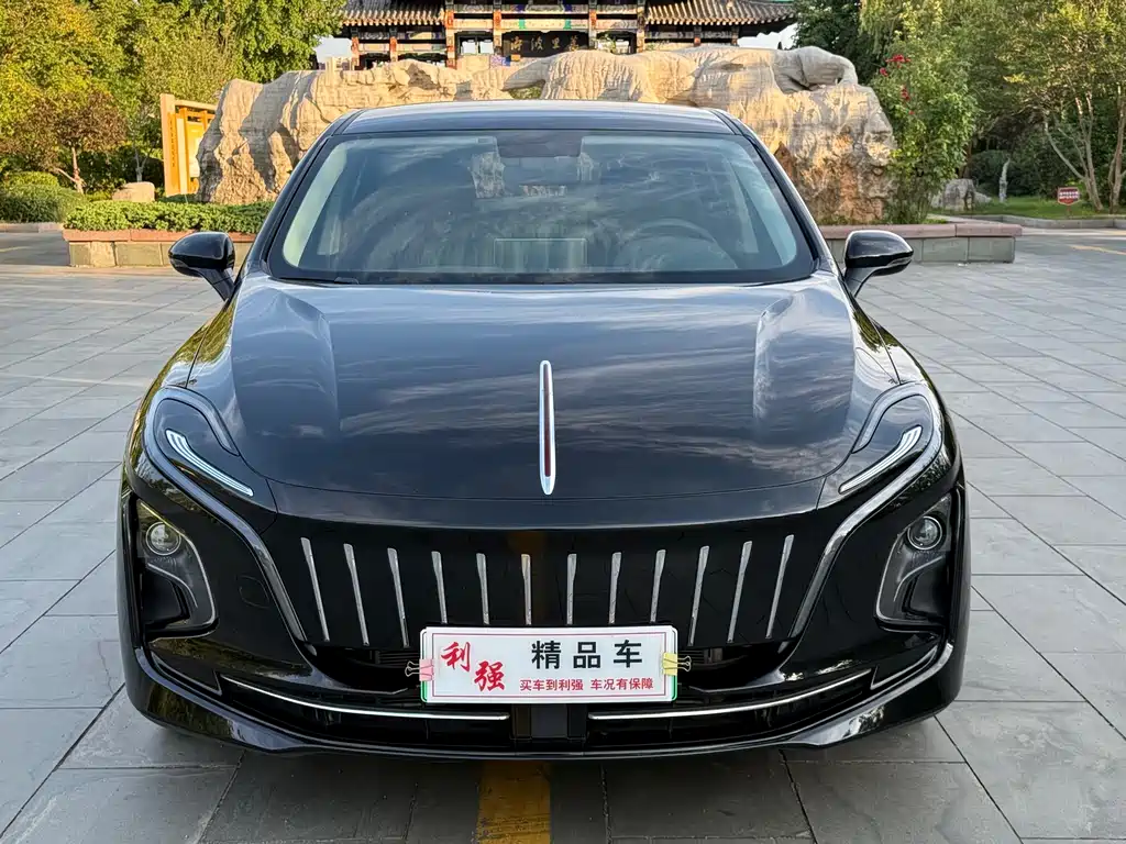 Hongqi E-QM5 2022 — фото 2