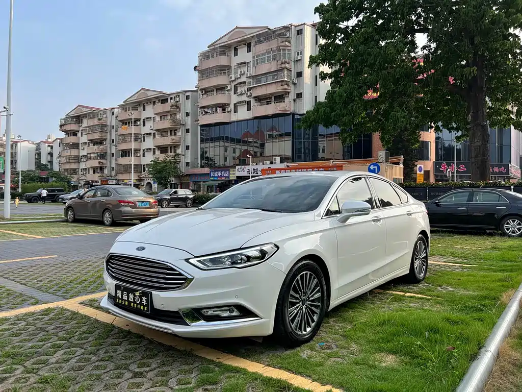 Ford Mondeo 2018 — фото 1