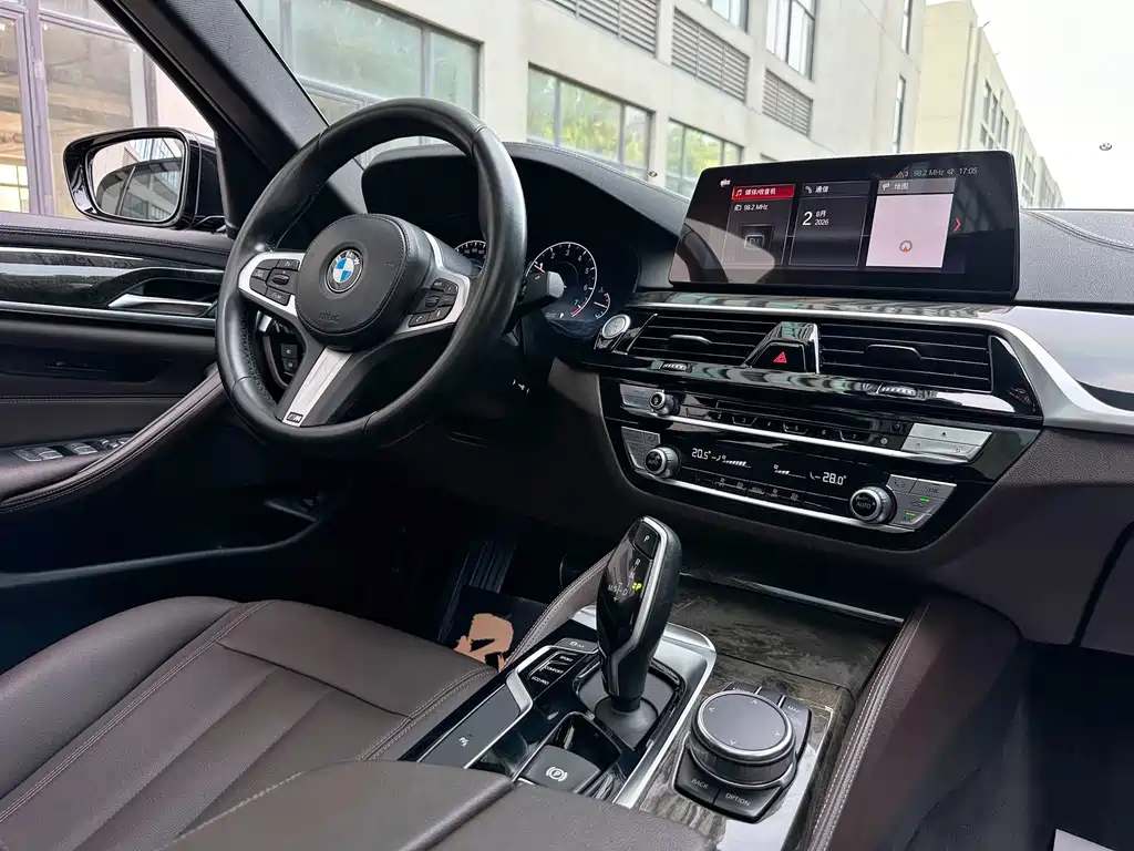 BMW 5 Series 2019