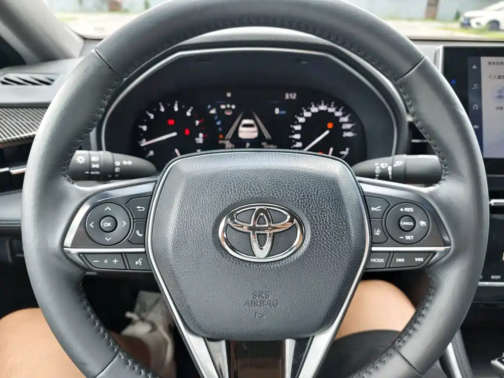 Toyota Avalon 2023 — фото 11