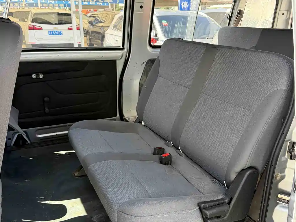 Wuling Rongguang 2022