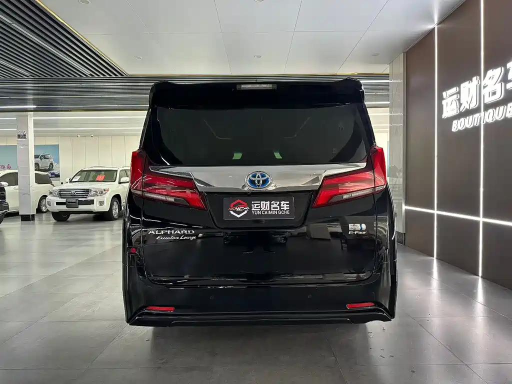 Toyota Alphard 2021 — фото 8