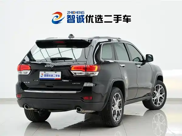 Jeep Grand Cherokee 2020
