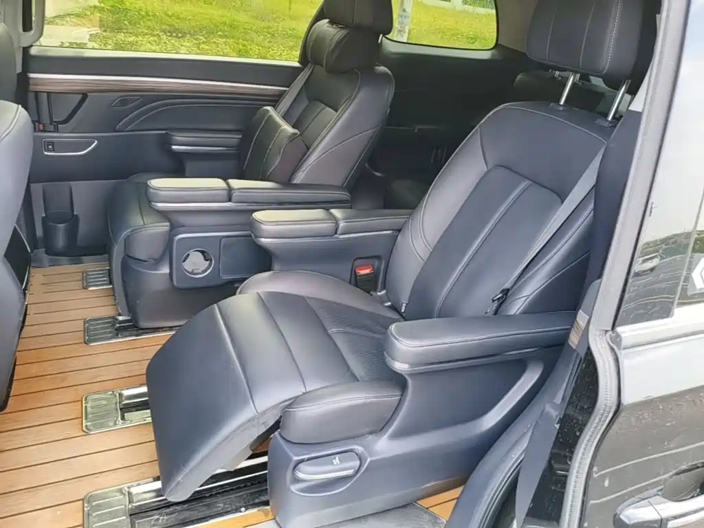 GAC Trumpchi M8 2021 — фото 17