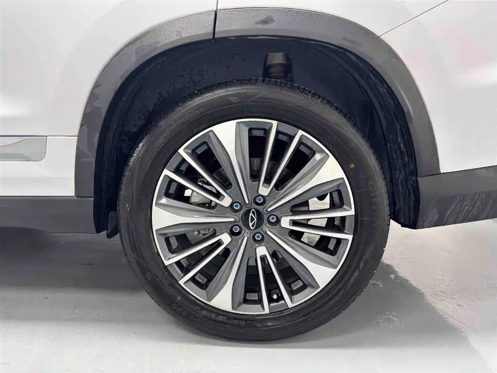 Chery Tiggo 8 PRO 2025 — фото 15