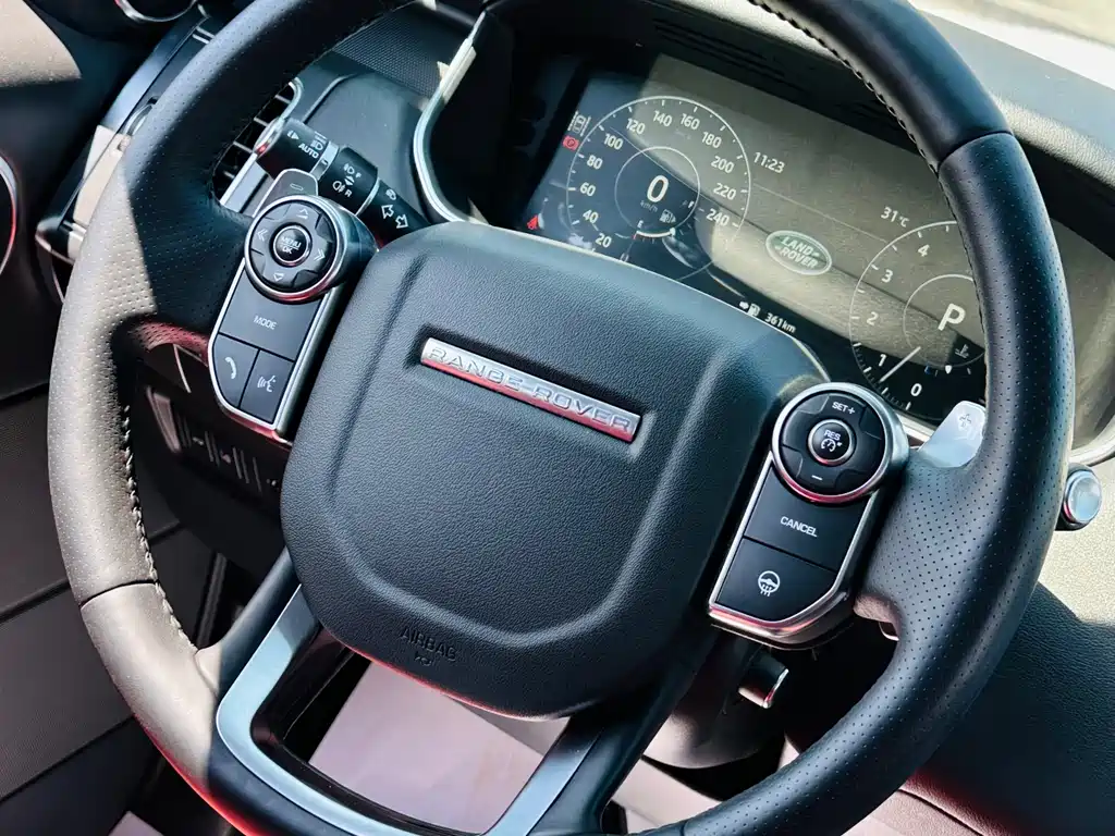 Land Rover Sport 2017 — фото 20