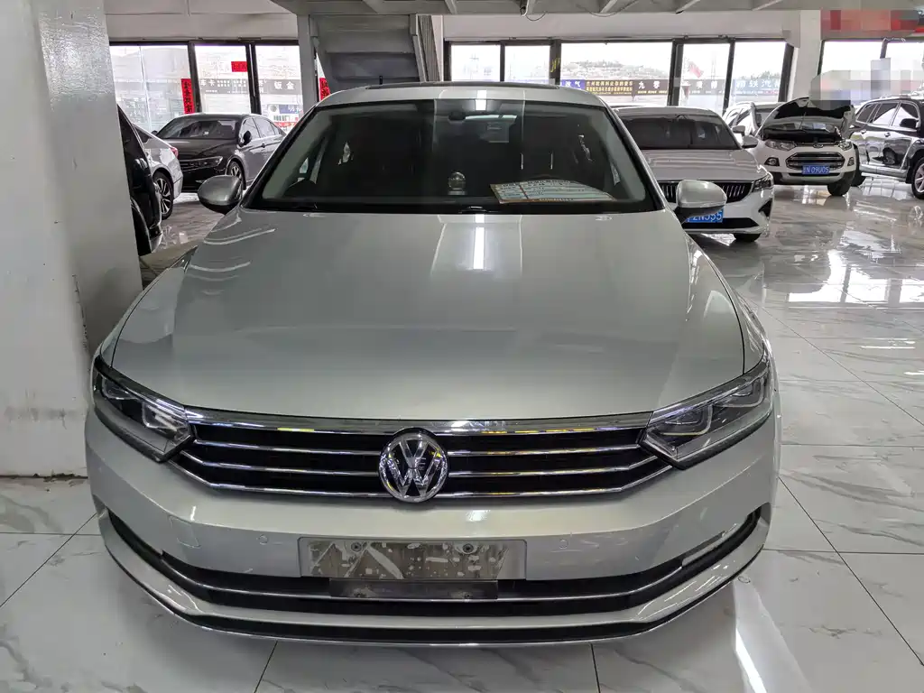 Volkswagen Magotan 2017 — фото 2