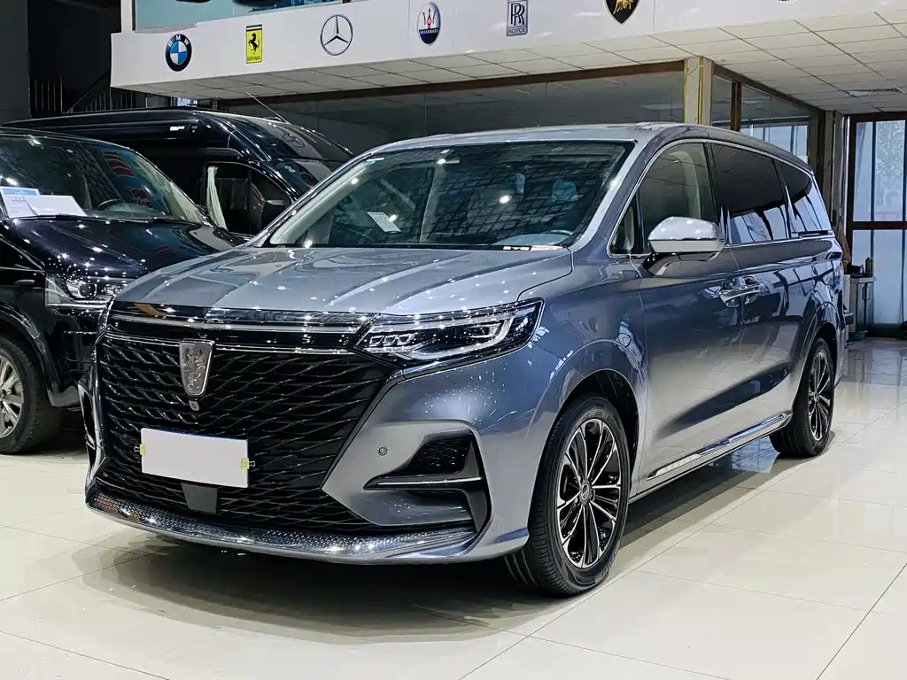 Roewe iMAX8 2022