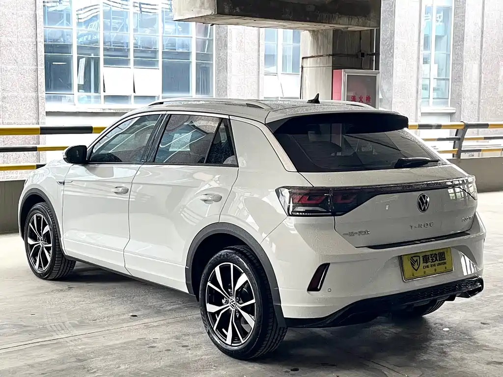 Volkswagen T-Roc 2025 — фото 6