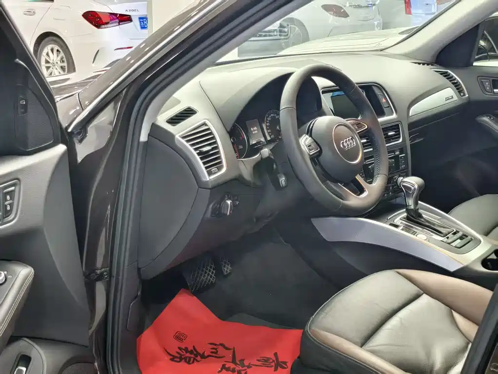 Audi Q5 2018 — фото 4