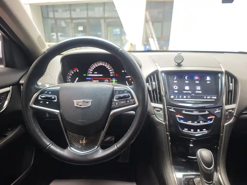 Cadillac ATS-L 2018 — фото 14