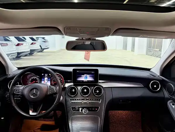 Mercedes-Benz C-Class 2018