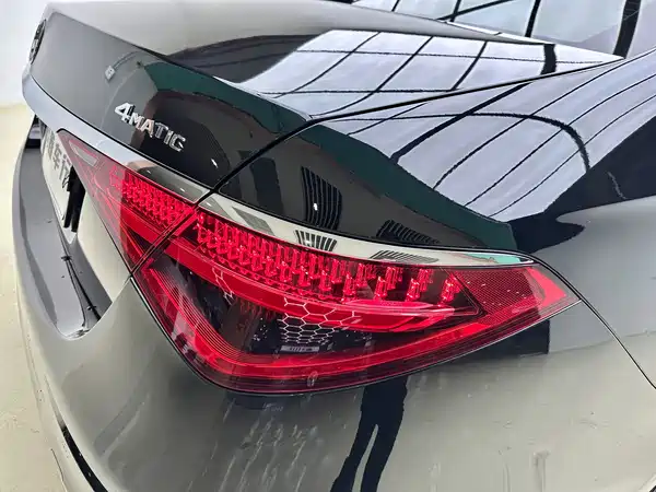 Mercedes-Benz S-Class 2021