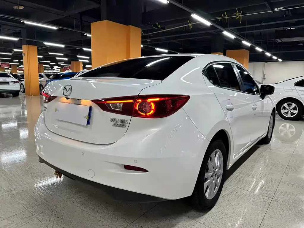 Mazda 3 Angkesela 2019 — фото 13