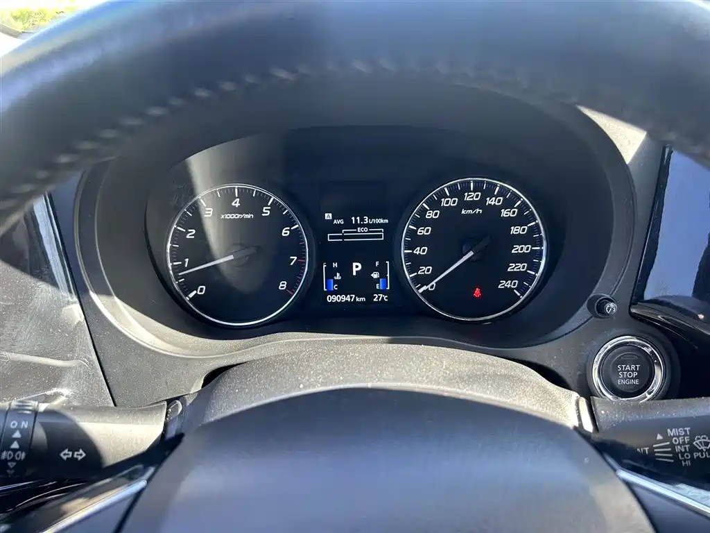 Mitsubishi Outlander 2019 — фото 15
