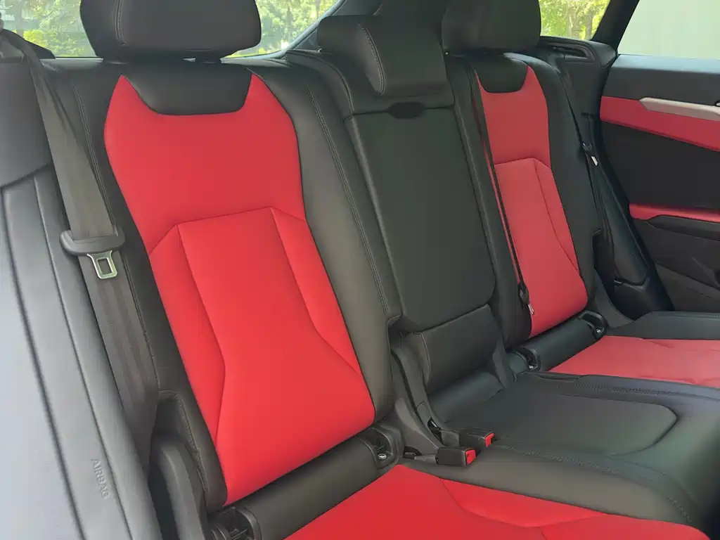 Lamborghini Urus 2019 — фото 15